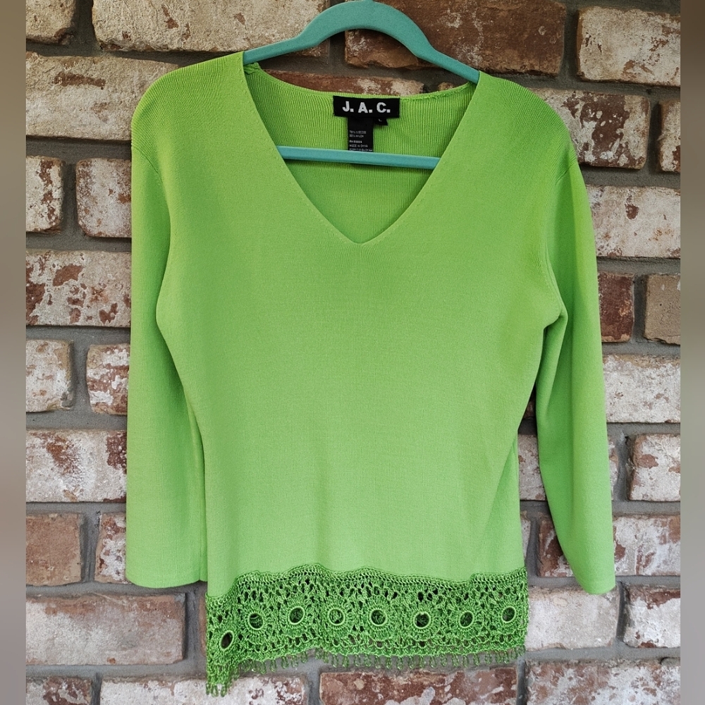 J.A.C. Women's Spring Green V-Neck Crochet Beaded Hem Sweater Top Sz L Y2K